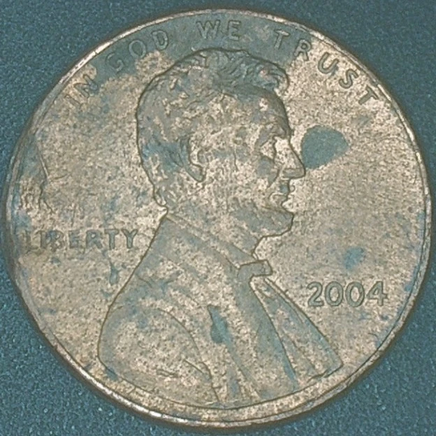 2004-Lincoln-Cent-With-What-Looks-To-Be-A-Double-Struck-Coin